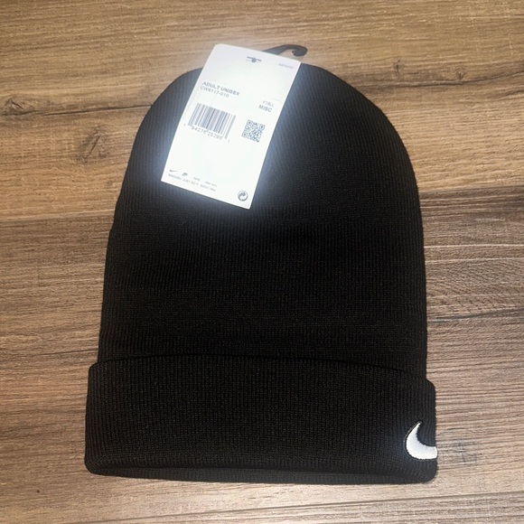 Nike Other - Nike Black Beanie with Logo NWT
